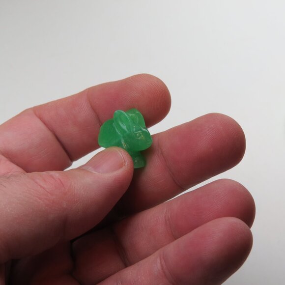 Jade Bangle & Ring & 3 carved pendent Lot Sale. - Picture 5 of 12